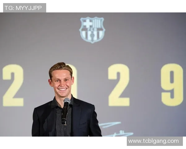 荷兰足球球星妻子背后的故事：从默默支持到闪耀人生的蜕变