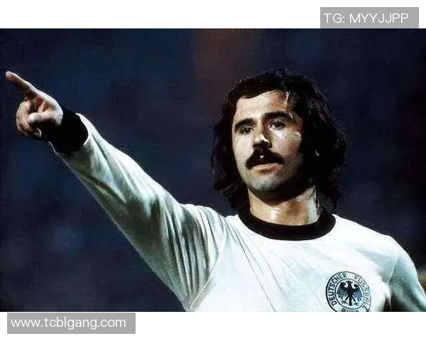 现役足球明星一览全方位解析，聚焦世界顶级球员表现与成就